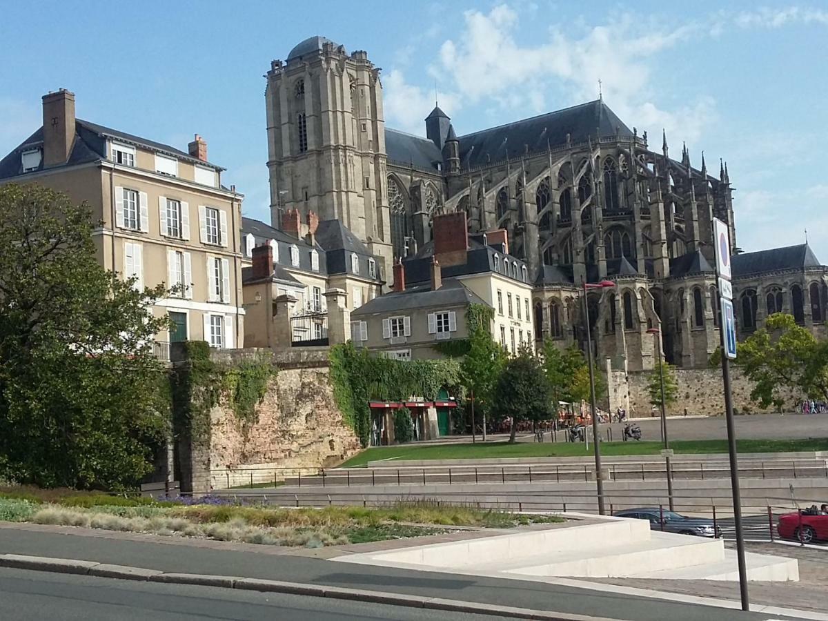 Les Tulipiers, Parking Sécurisé, Lit Queen-Size, bord de Sarthe Le Mans Exterior foto