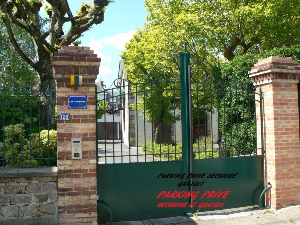 Les Tulipiers, Parking Sécurisé, Lit Queen-Size, bord de Sarthe Le Mans Exterior foto